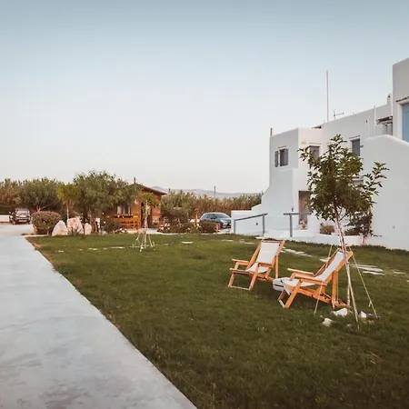 Annio * Plaka (Naxos)