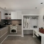 Annio Apartment *
