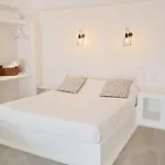 Annio * Plaka (Naxos)